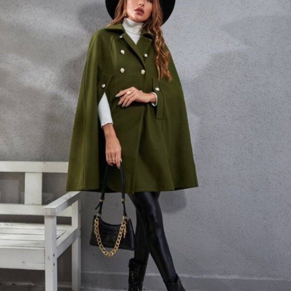 CLASSIC CAPE IN GREEN - Picture 2 of 5